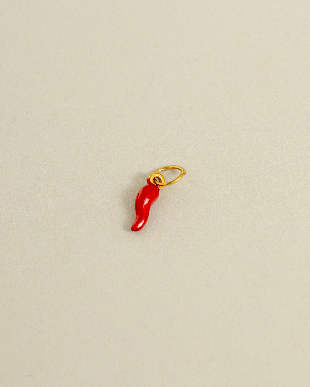 Picante Charm