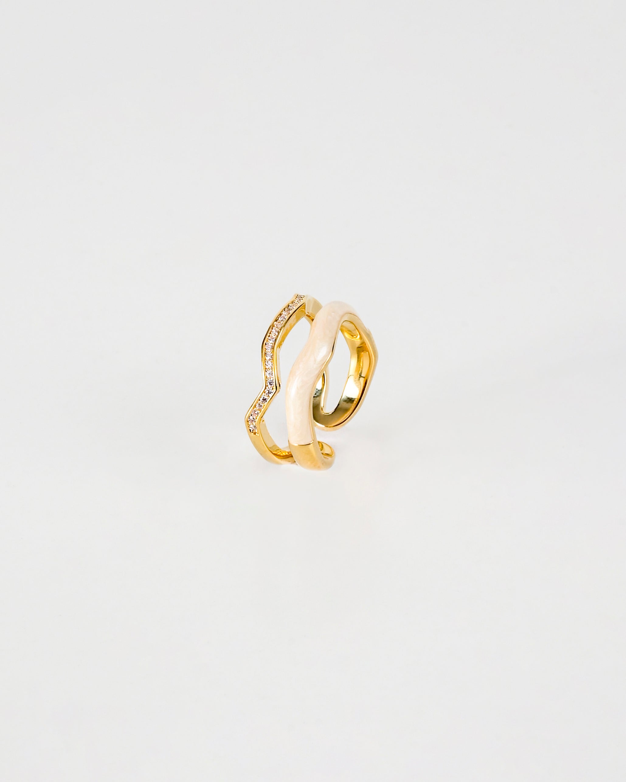 Lunelle Ring