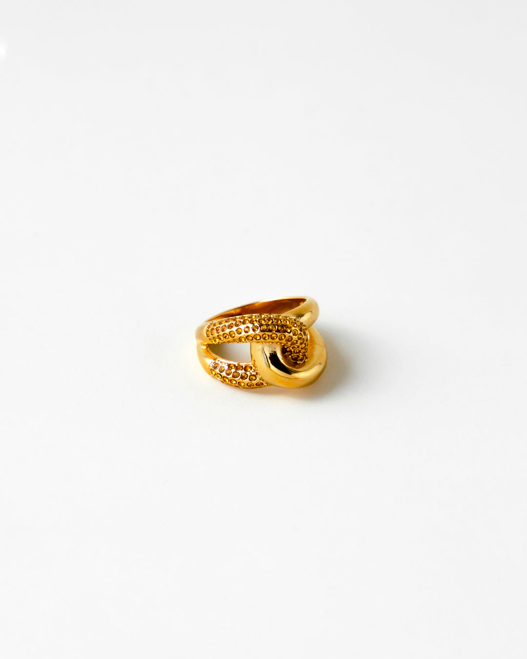 Pavé Knot Ring