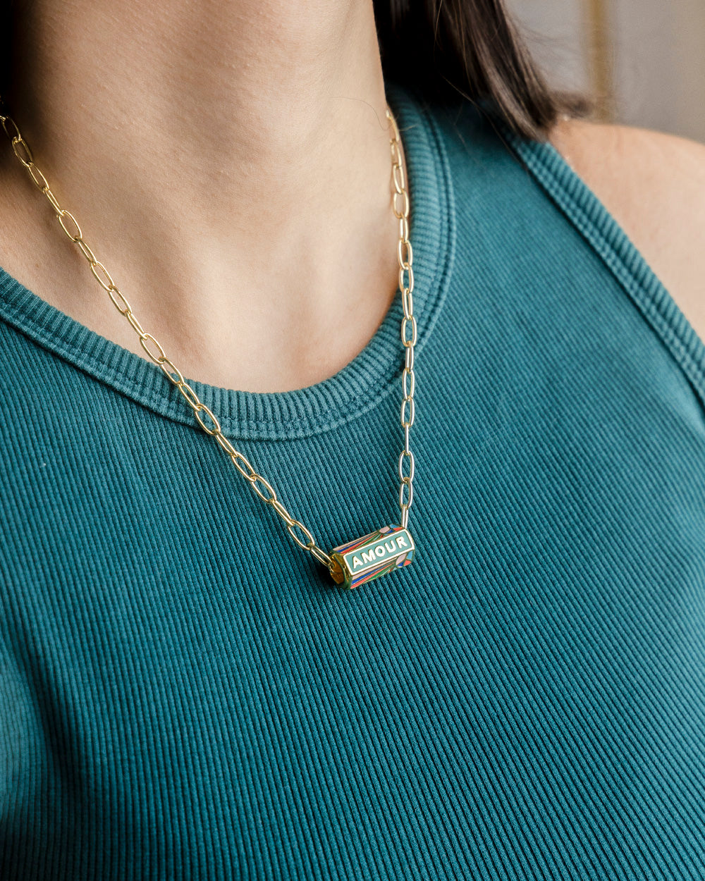 Amora Charm Divider